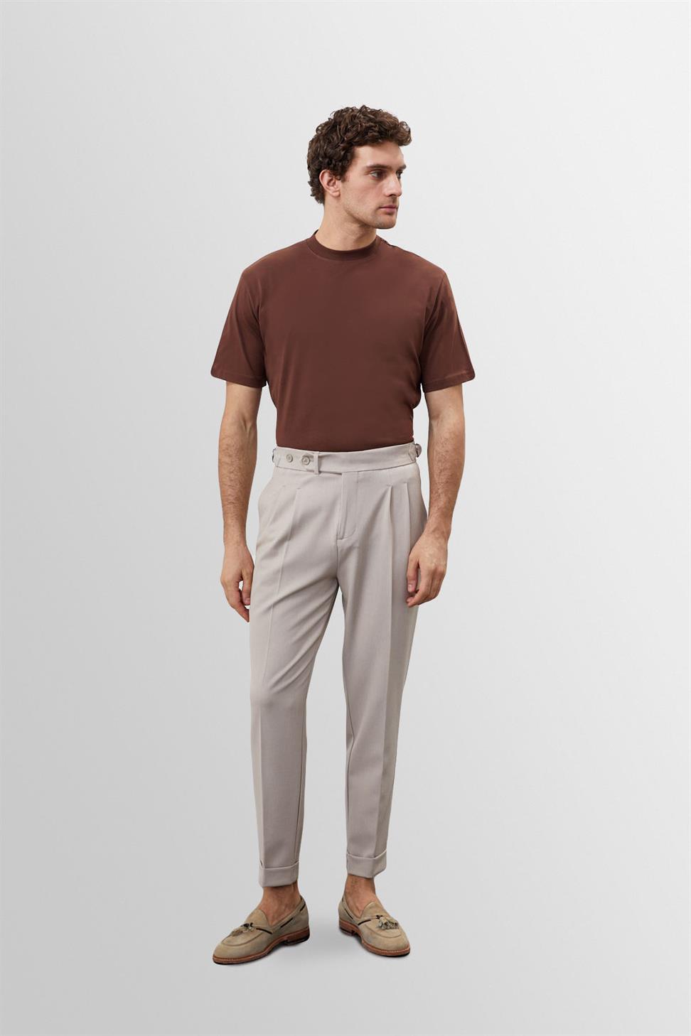 طاقم الرقبة الأساسية تي شيرت