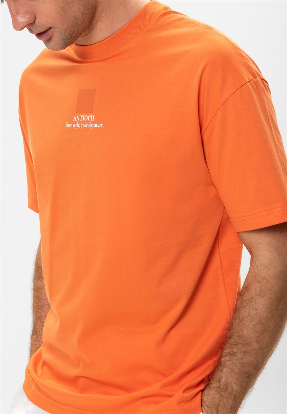 تي شيرت رجالي مطبوع كبير الحجم