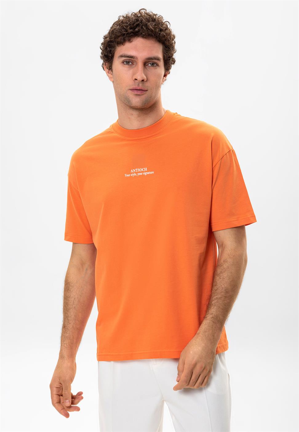 تي شيرت رجالي مطبوع كبير الحجم