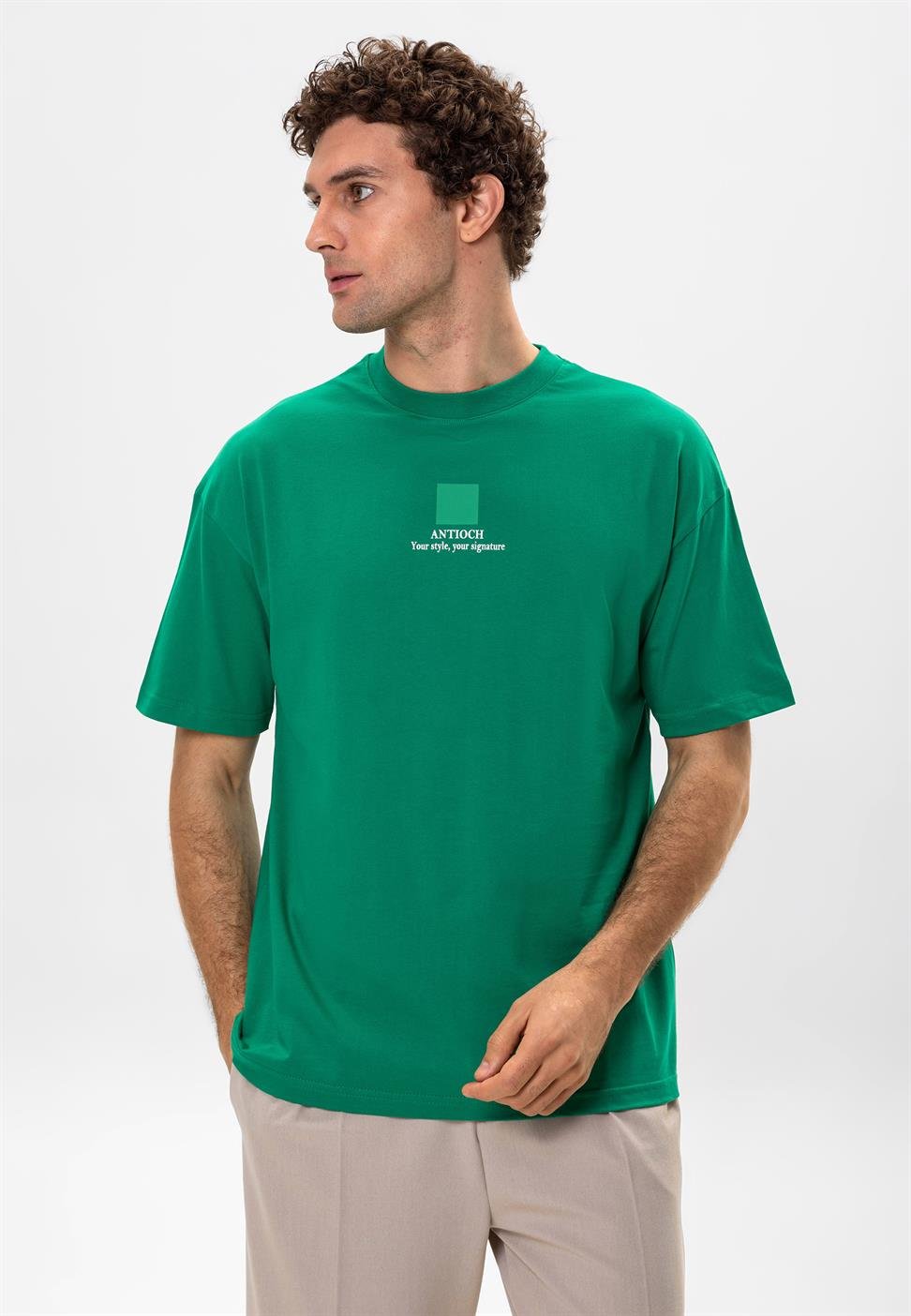 تي شيرت رجالي مطبوع كبير الحجم