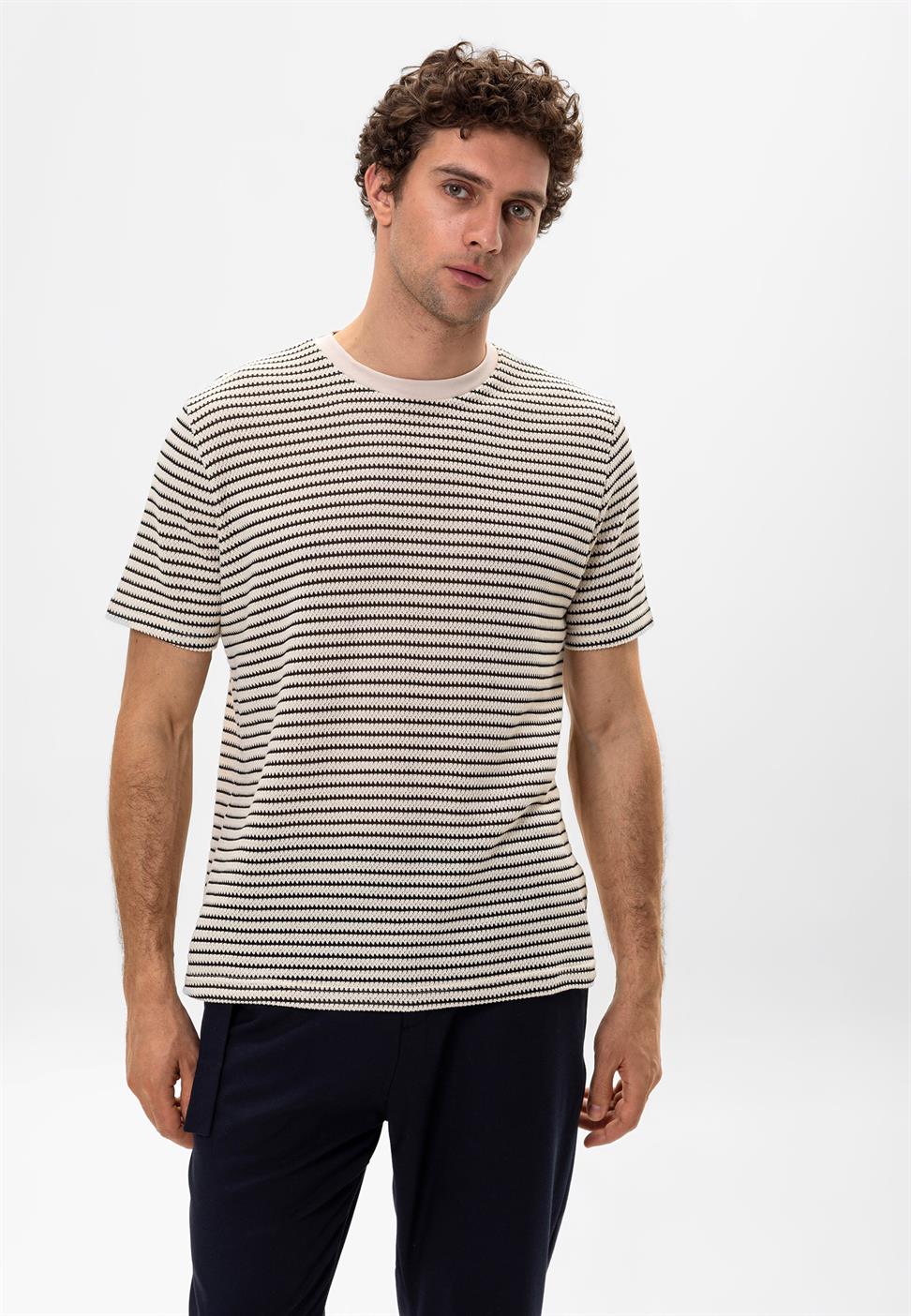 مخطط تي شيرت