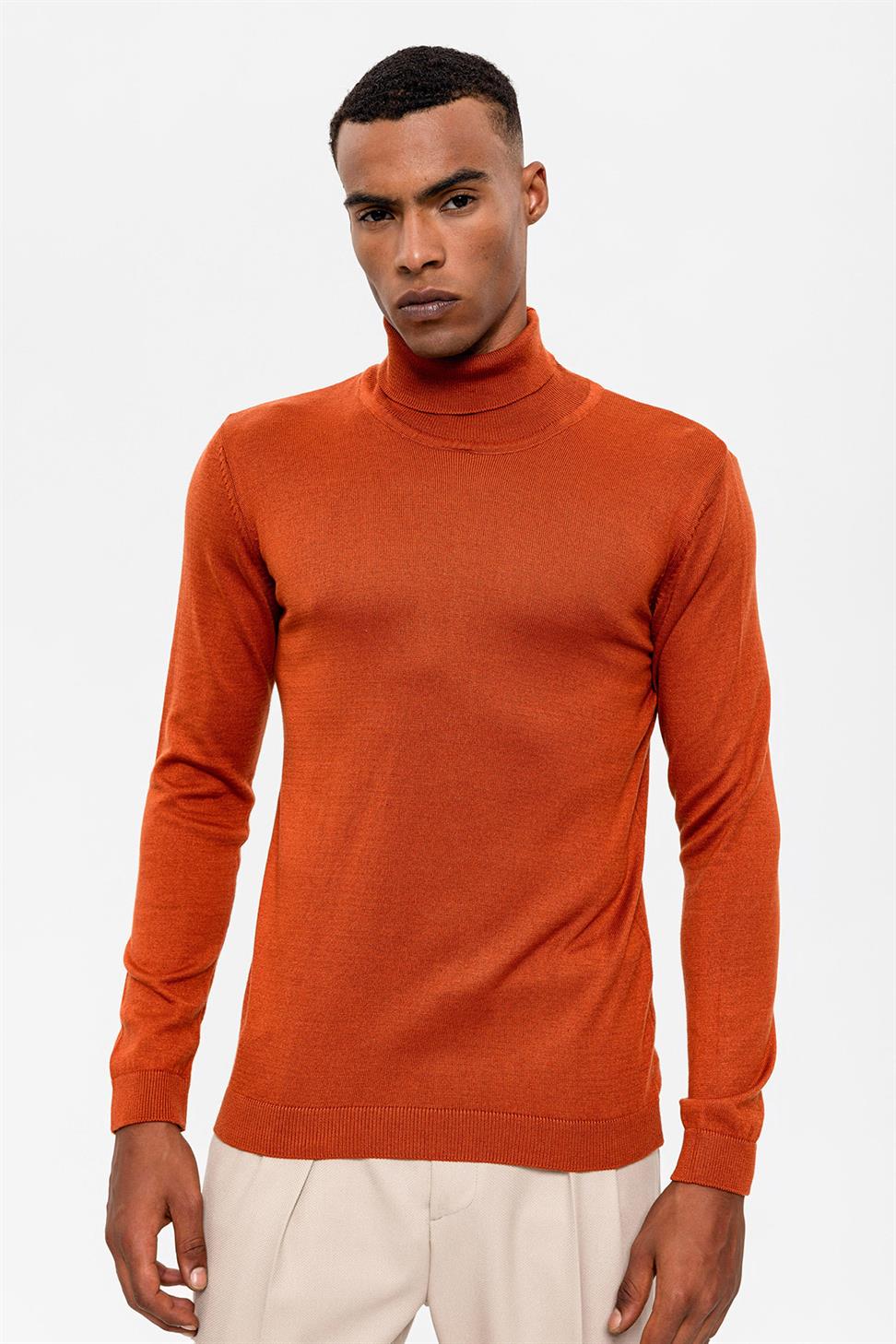 ملابس تريكو رجالية كاملة السلحفاة