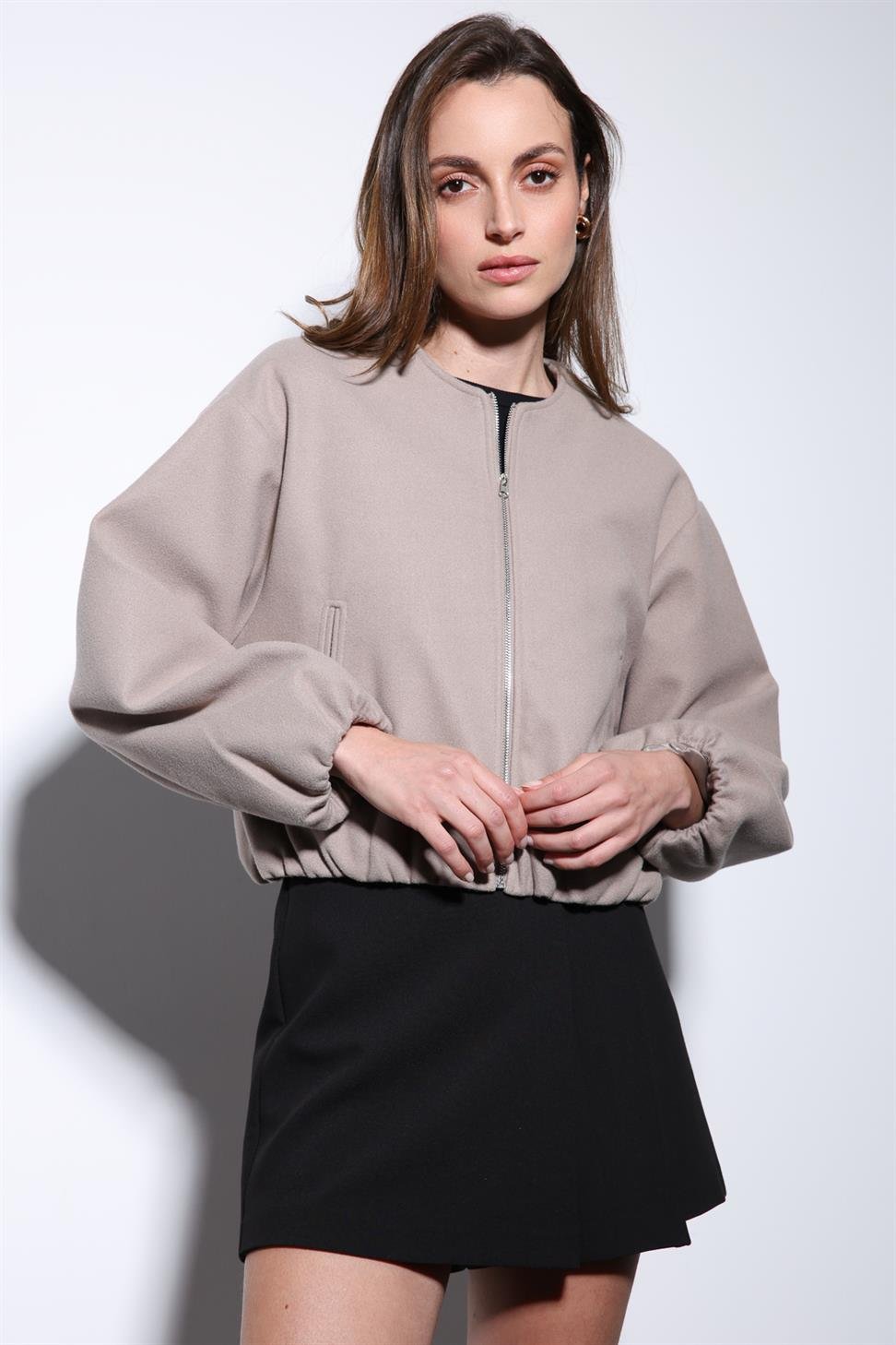 Antioch Taş Bel Lastikli Crop Kadın Mont