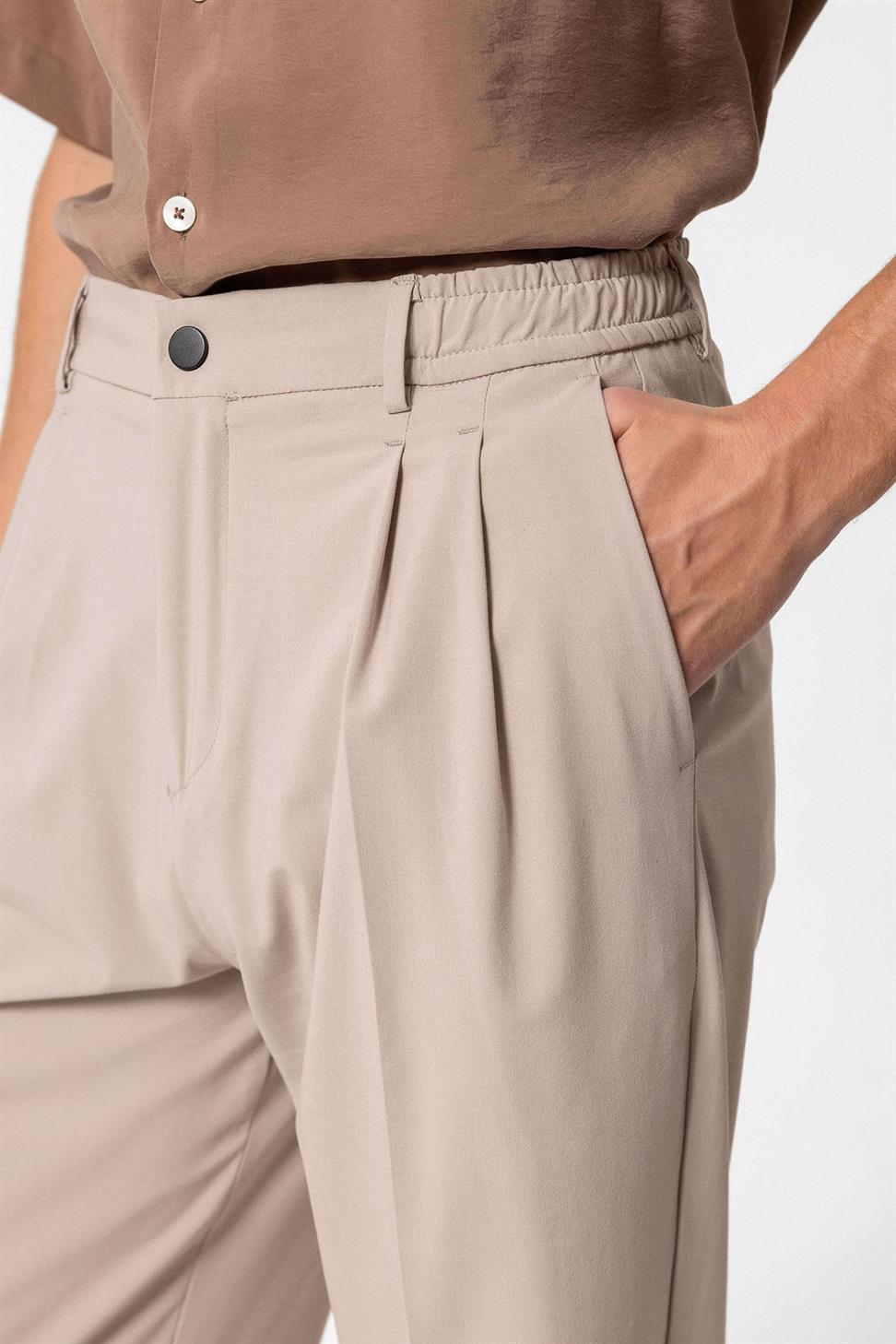 مرونة الخصر ارتفاع الخصر السراويل الرجال مطوي