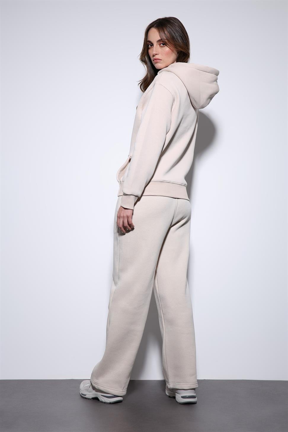 Antioch Taş Kapüşonlu Basic Kadın Sweatshirt