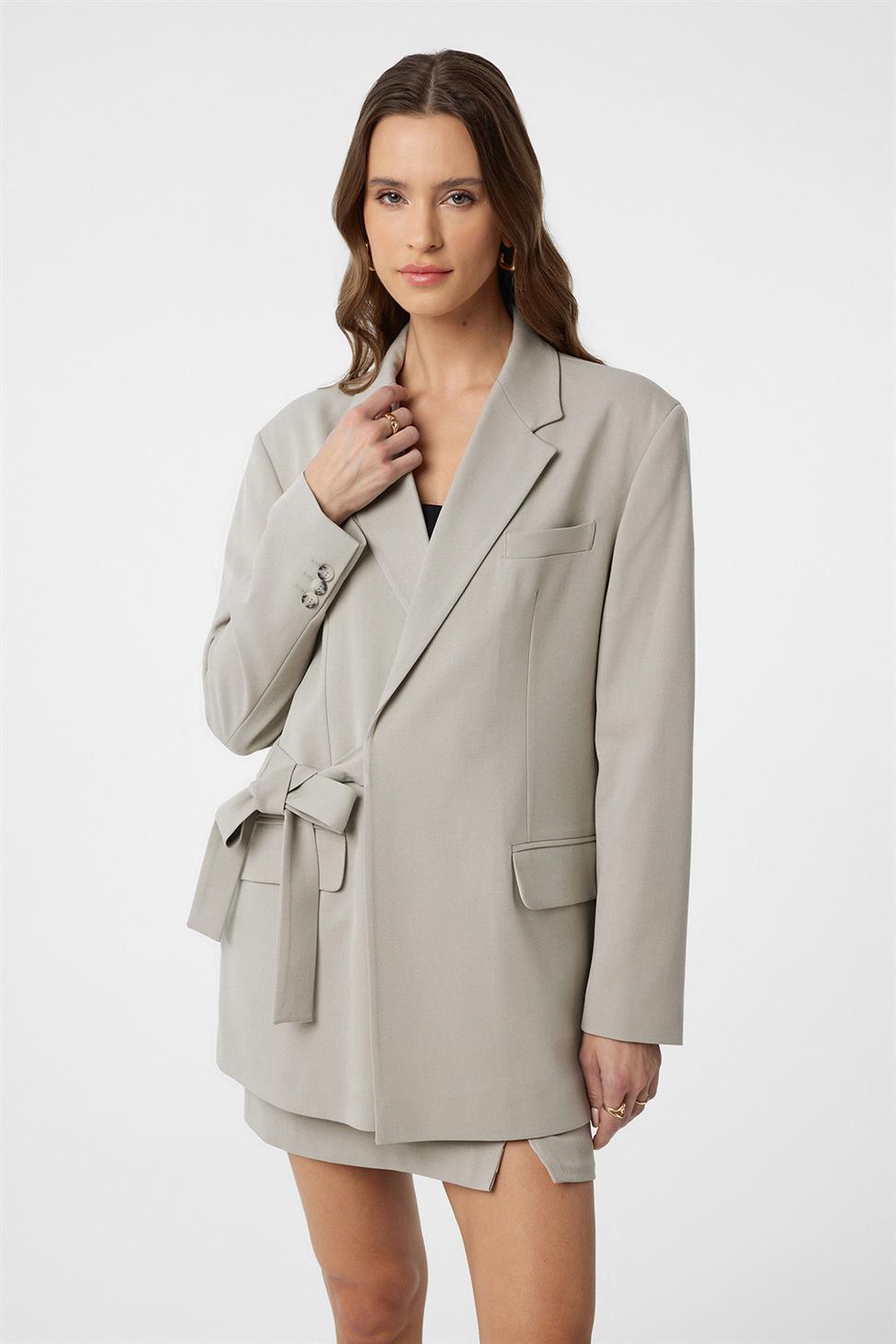 Antioch Taş Kuşaklı Kadın Blazer