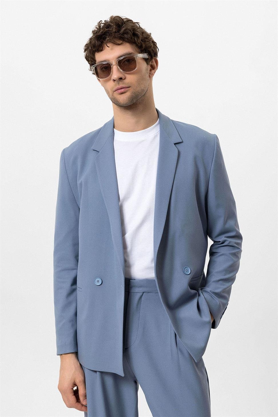 Single Button Double Breasted Closure Mens Blazer Jacket