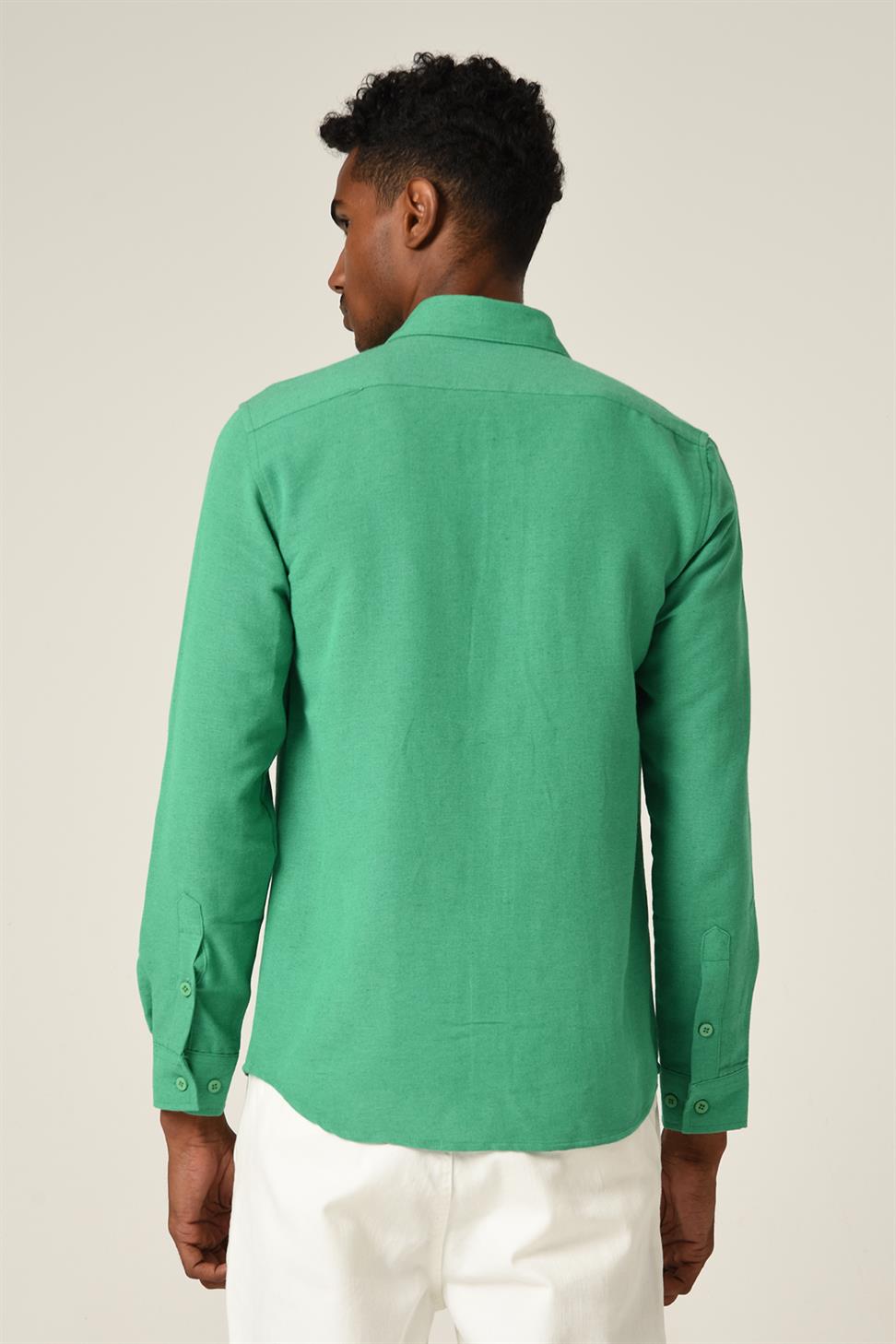 قميص كتان بأكمام طويلة