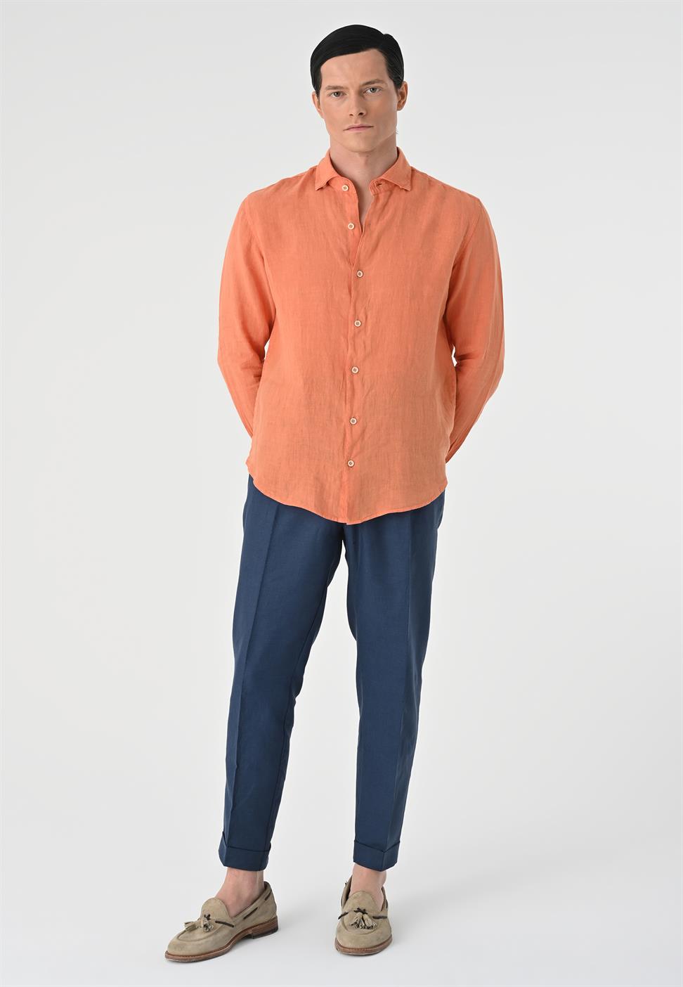 قميص رجالي من الكتان بنسبة 100% بأزرار الياقة