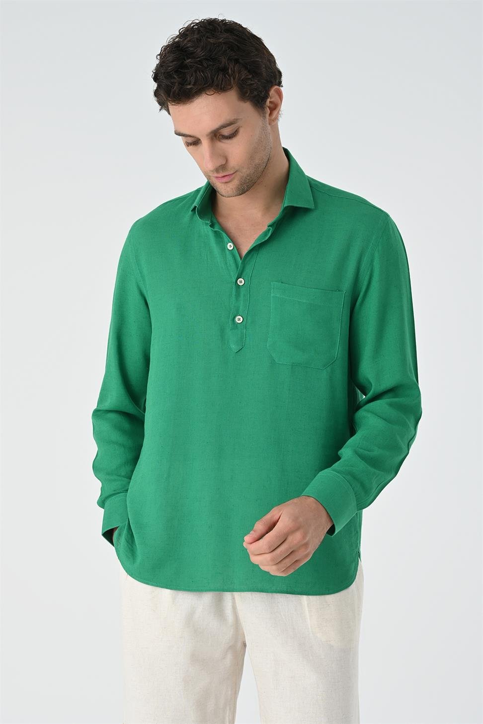 نصف بات زر إغلاق قميص طويل الأكمام للرجال
