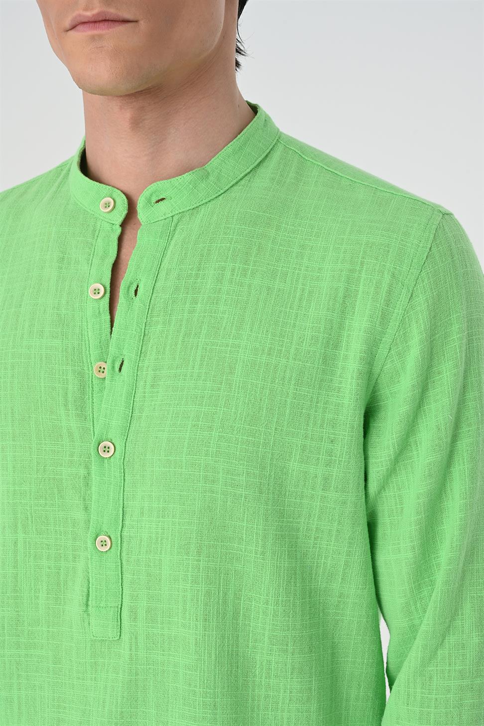 قميص رجالي ذو ياقة القاضي بإغلاق نصف بات