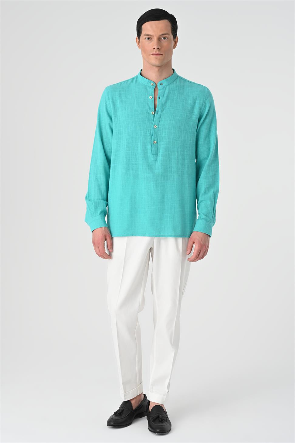 قميص رجالي ذو ياقة القاضي بإغلاق نصف بات