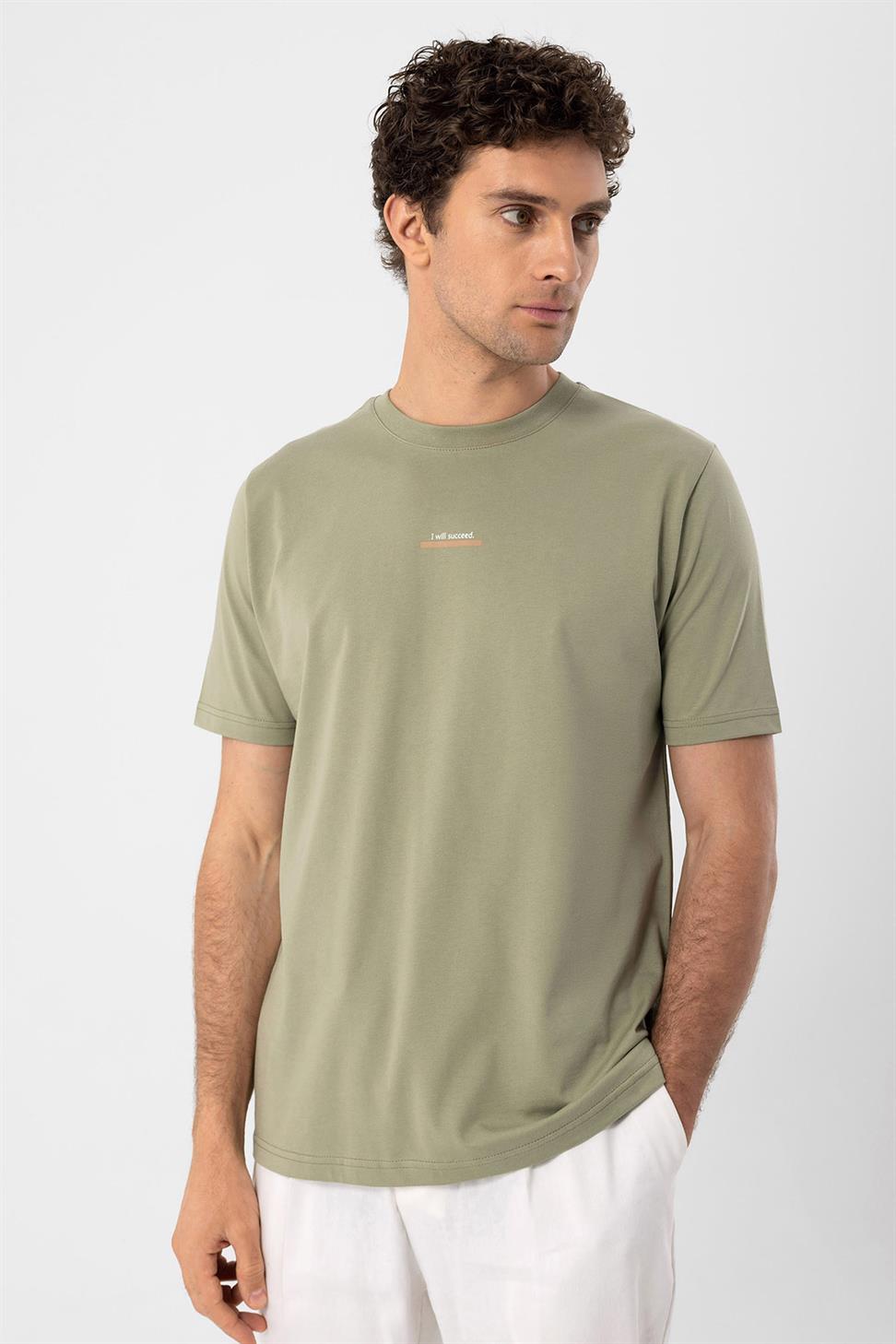 نص مفصل الرجال تي شيرت