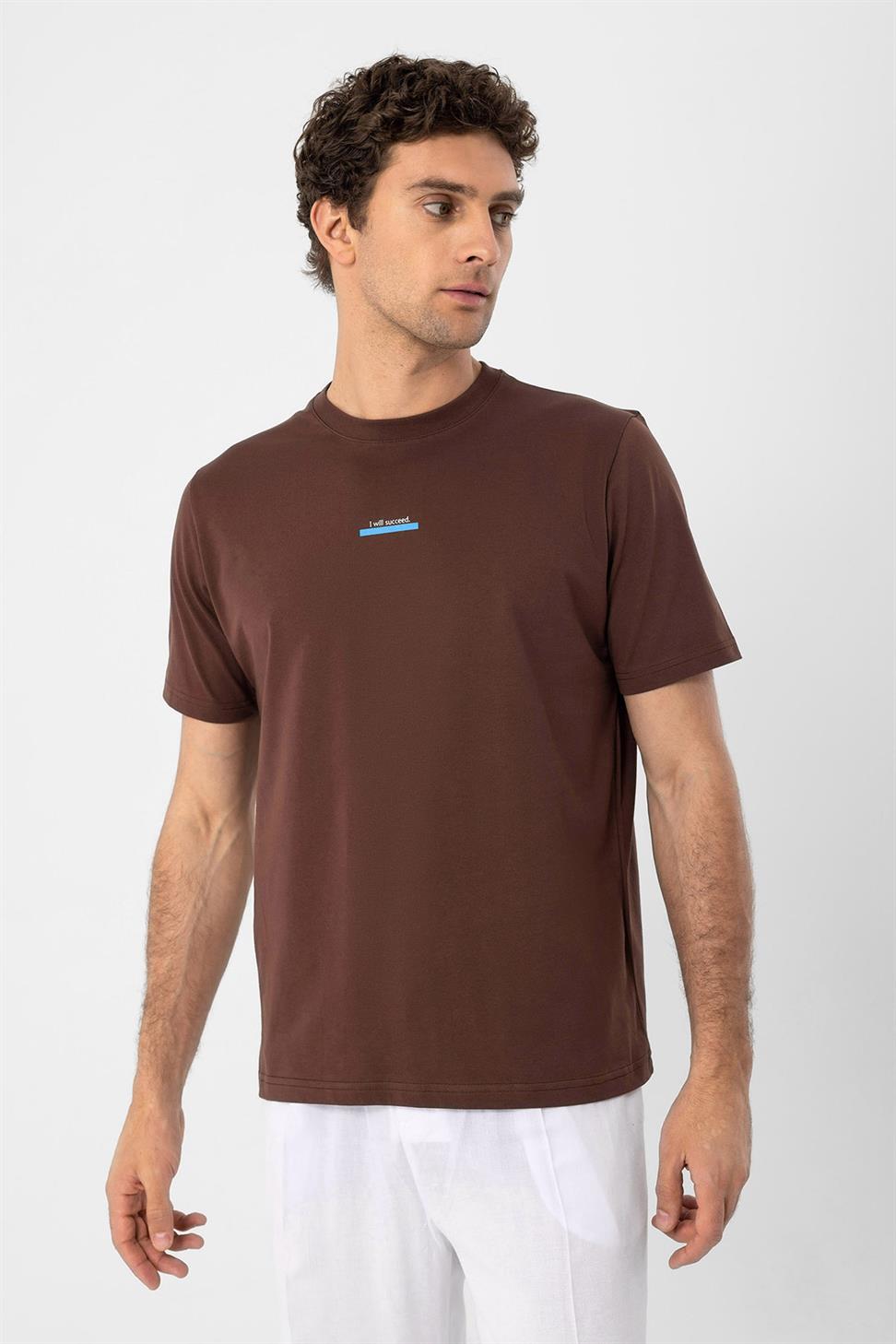 نص مفصل الرجال تي شيرت