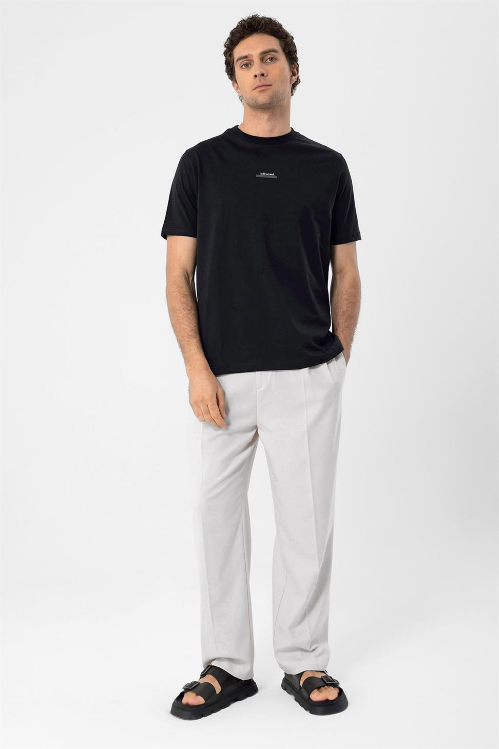 نص مفصل الرجال تي شيرت