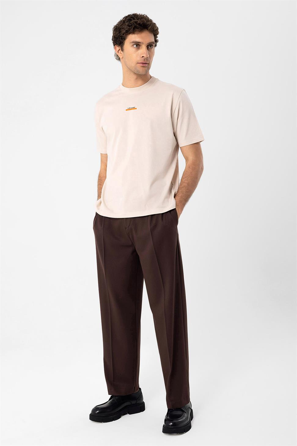 نص مفصل الرجال تي شيرت