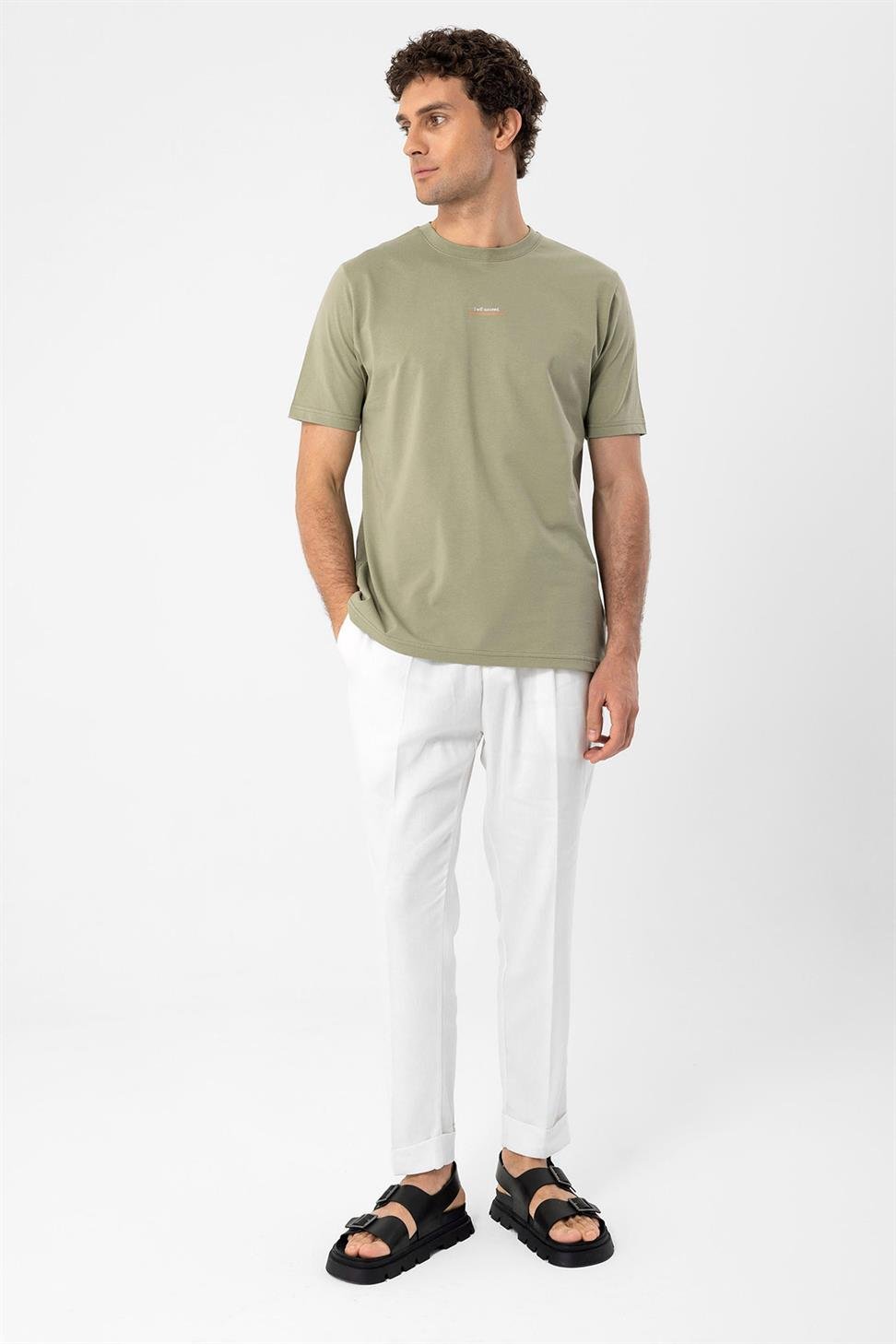 نص مفصل الرجال تي شيرت