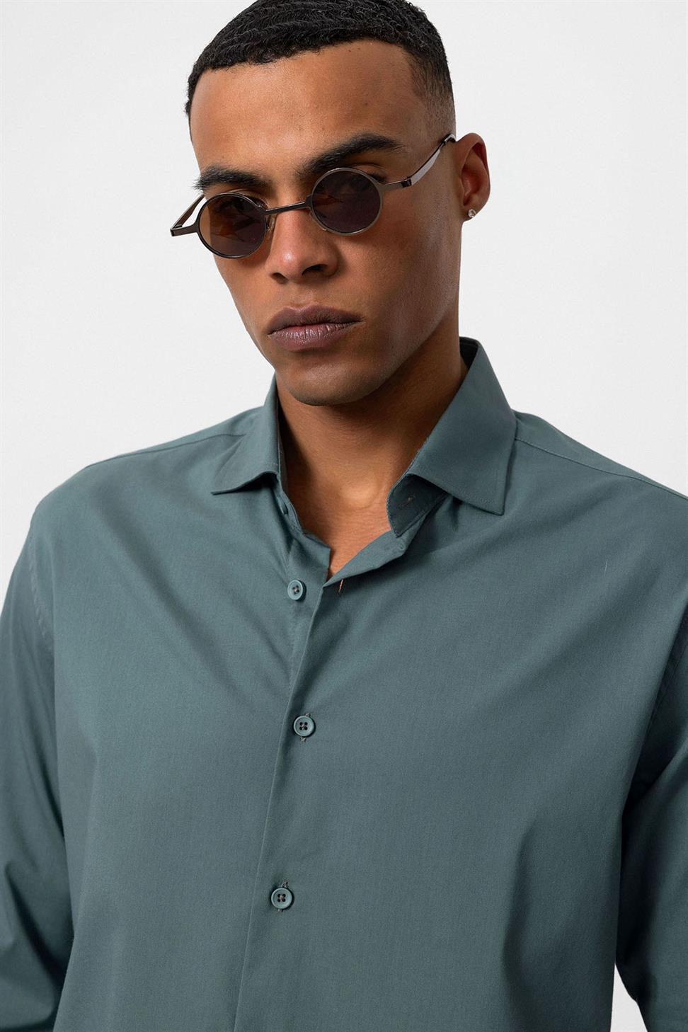 قميص رجالي كلاسيكي بقصة ضيقة كلاسيكية