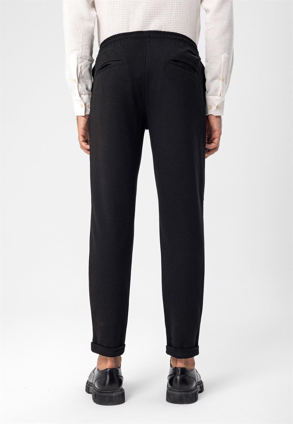 بنطلون رجالي برباط عالي الخصر