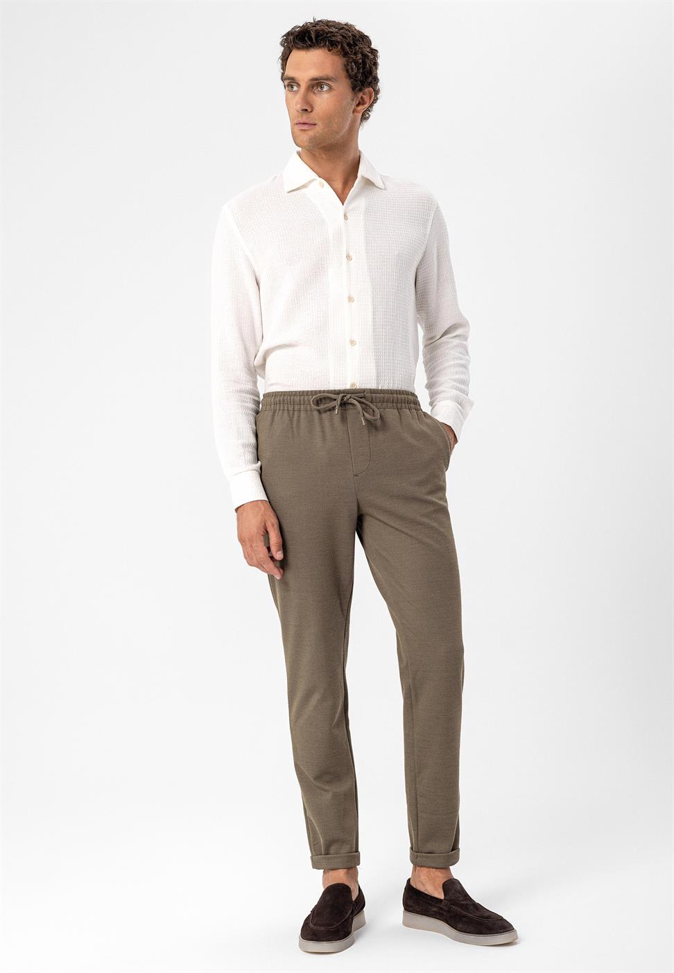 بنطلون رجالي برباط عالي الخصر