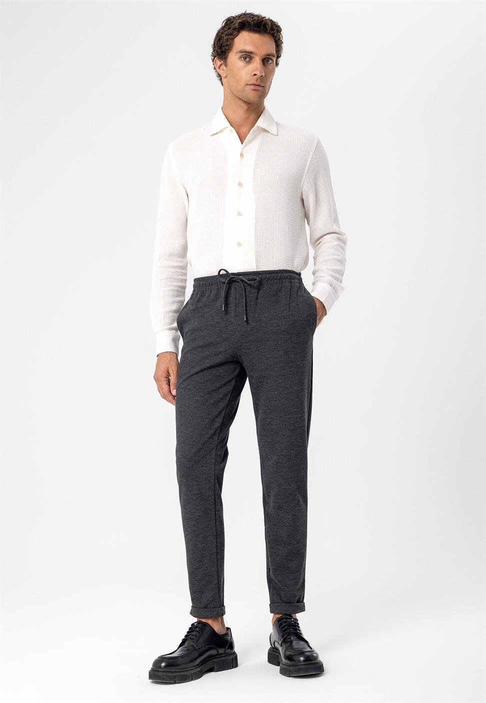 بنطلون رجالي برباط عالي الخصر