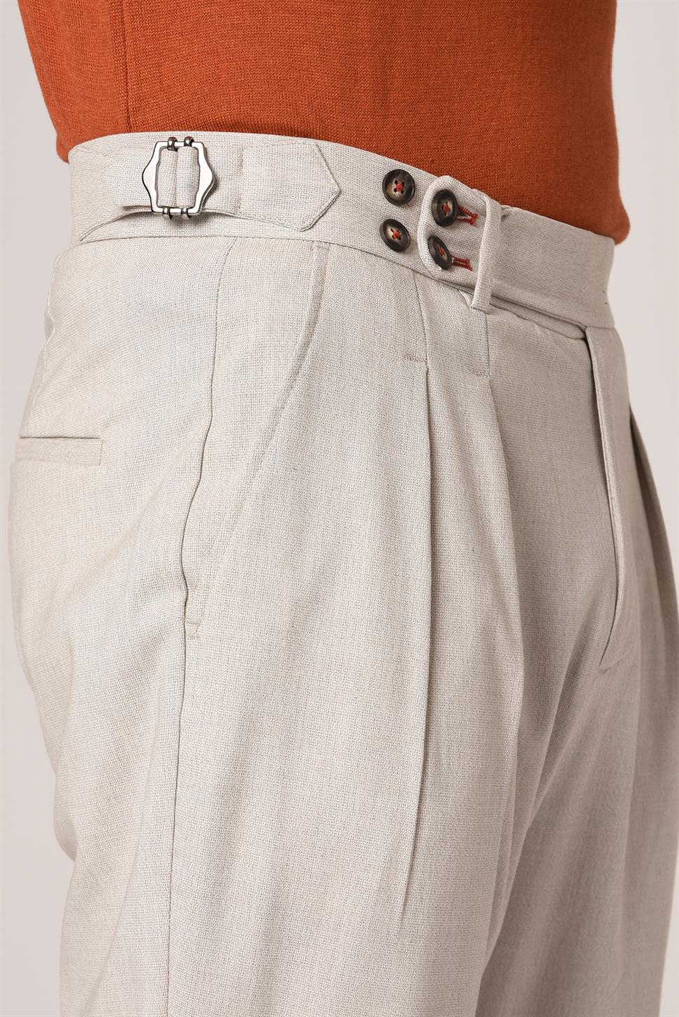 بنطلون قماش عالي الخصر (صديقها) بإبزيم جانبي وحزام جانبي