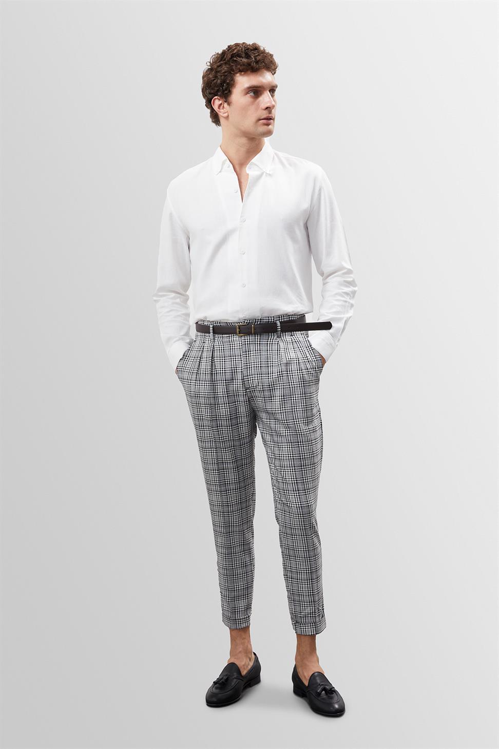 بنطلون عالي الخصر بحزام