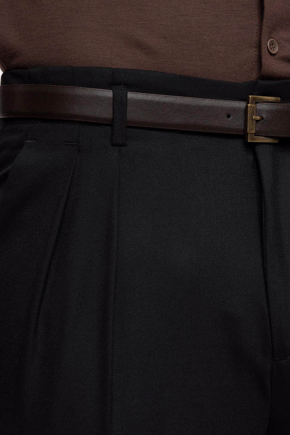 بنطلون عالي الخصر بحزام