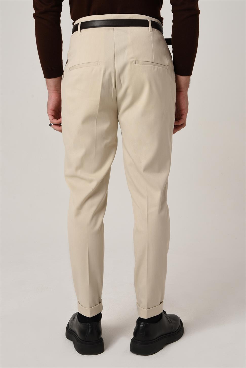 بنطلون عالي الخصر بحزام