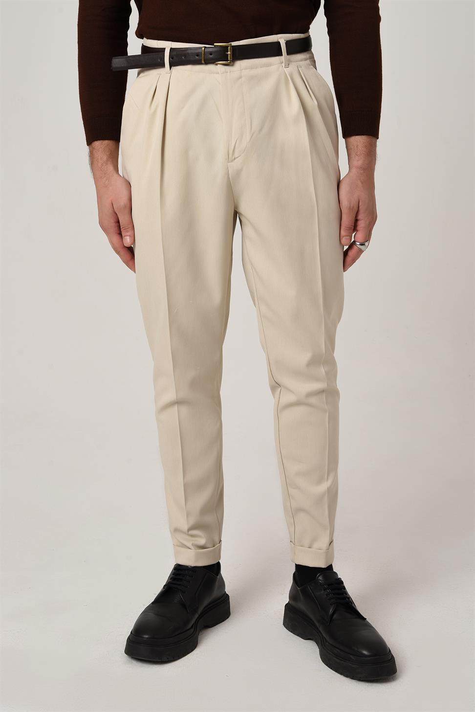 بنطلون عالي الخصر بحزام