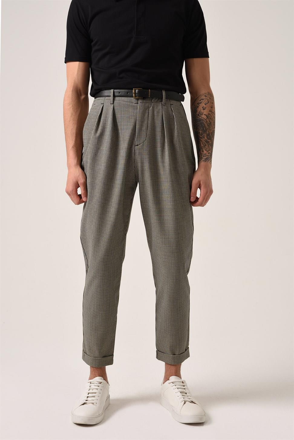 بنطلون عالي الخصر بحزام