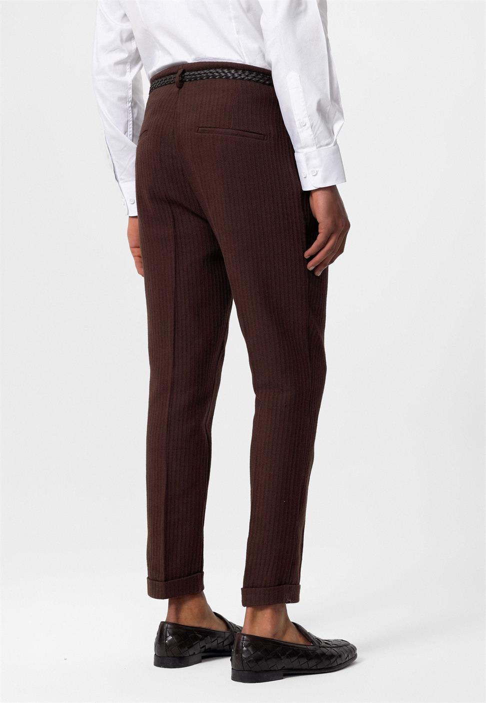 ارتفاع الخصر مربوط بنطلون مطوي للرجال