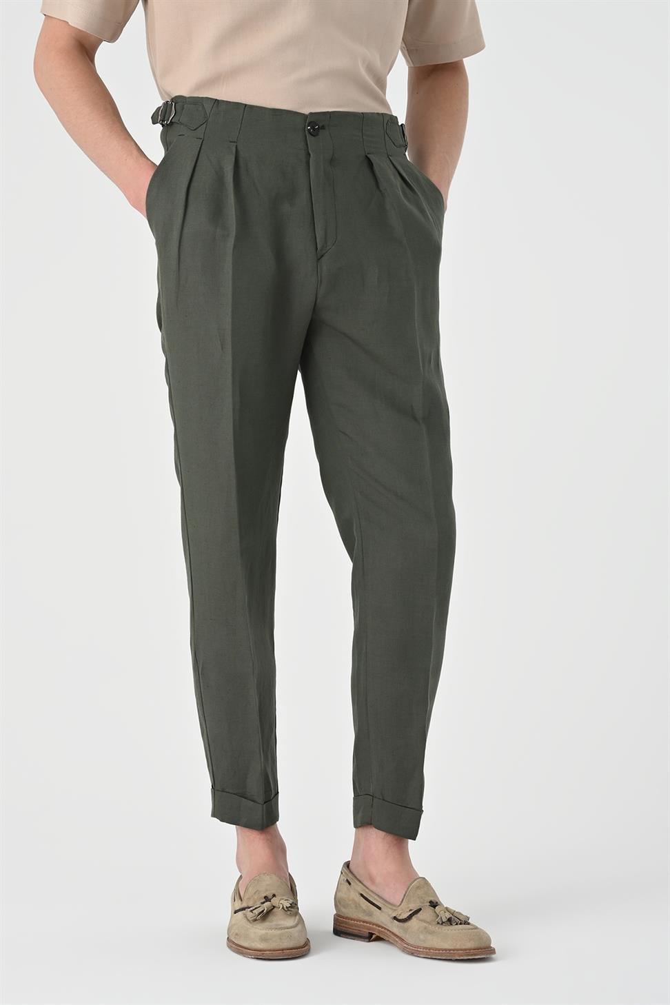 بنطلون كتان عالي الخصر مطوي للرجال