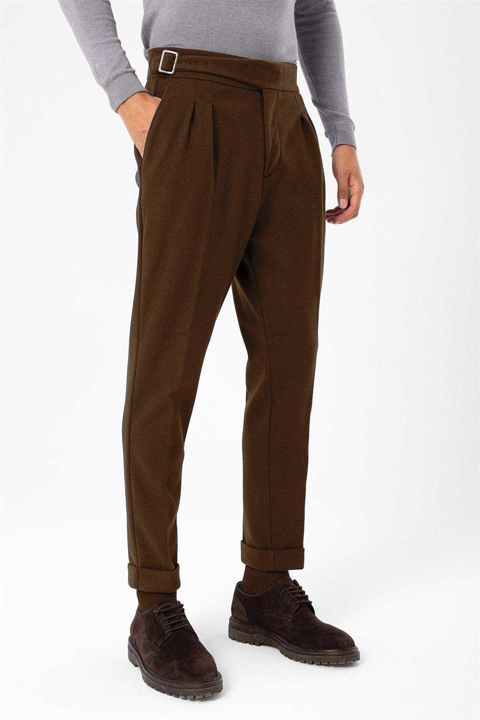 ارتفاع الخصر مشبك الحزام السراويل الكاش مطوي