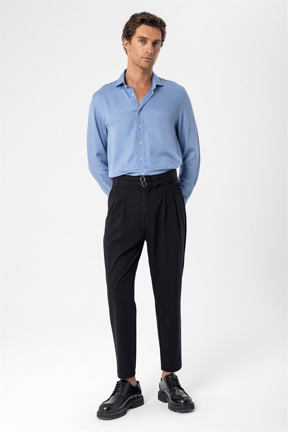 بنطلون قماش مطوي بحزام بإبزيم عالي الخصر