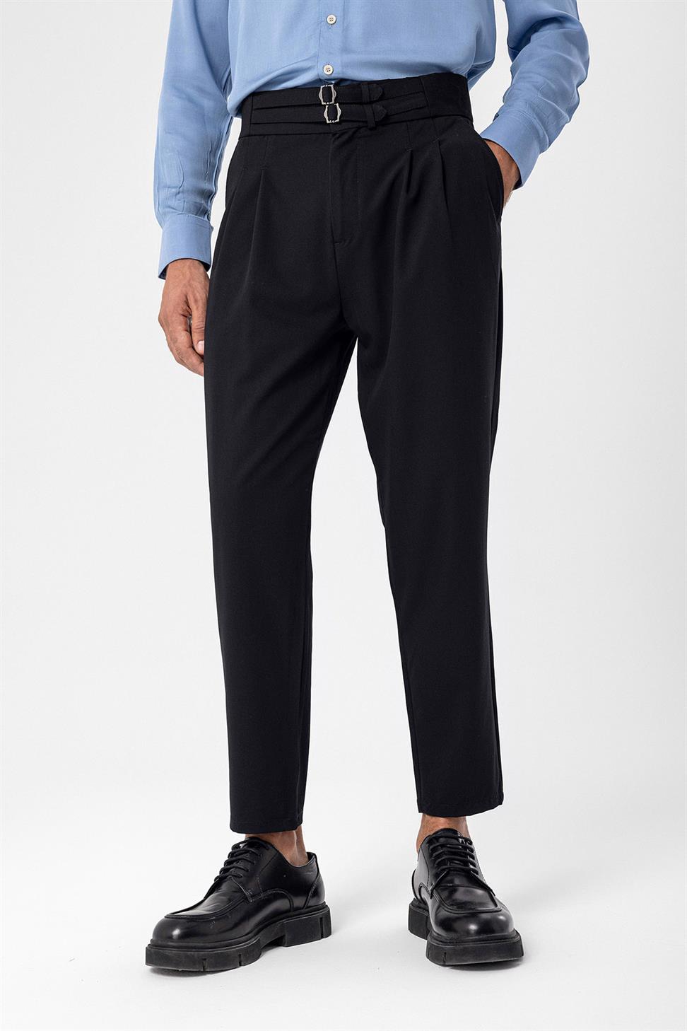 بنطلون قماش مطوي بحزام بإبزيم عالي الخصر