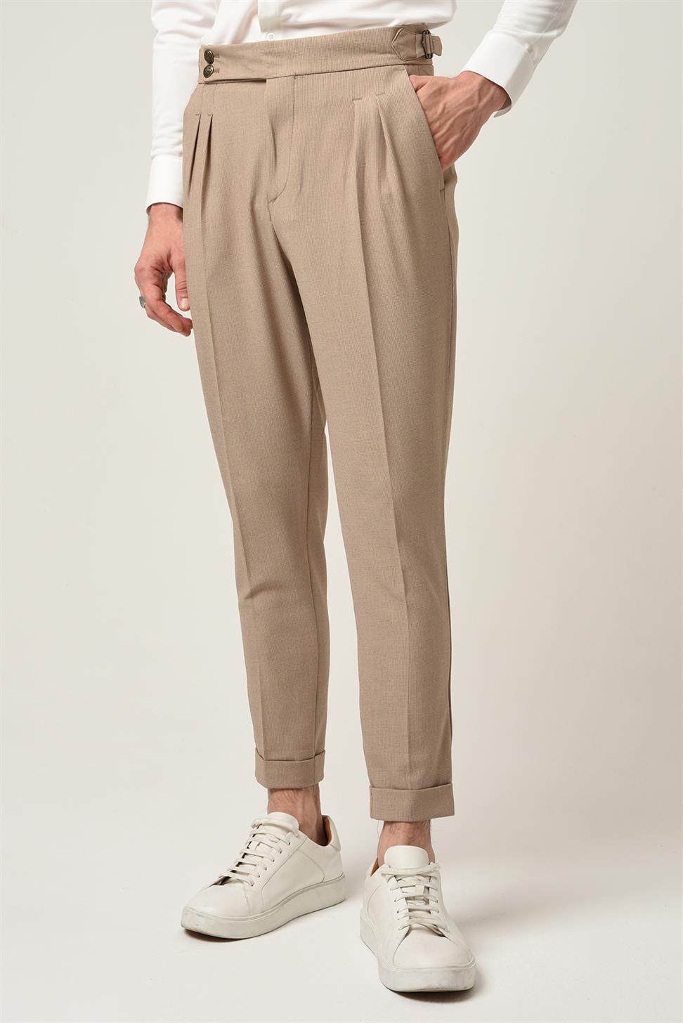 بنطلون قماش مطوي بإبزيم جانبي عالي الخصر