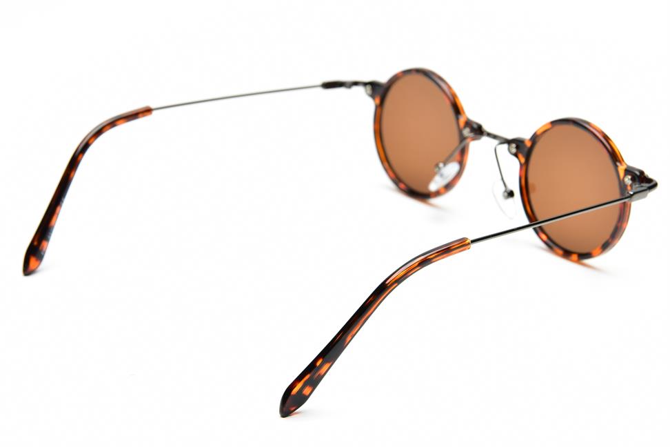 النظارات الشمسية المستديرة