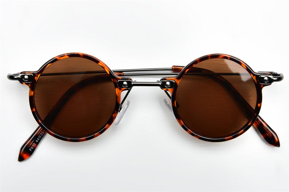 النظارات الشمسية المستديرة