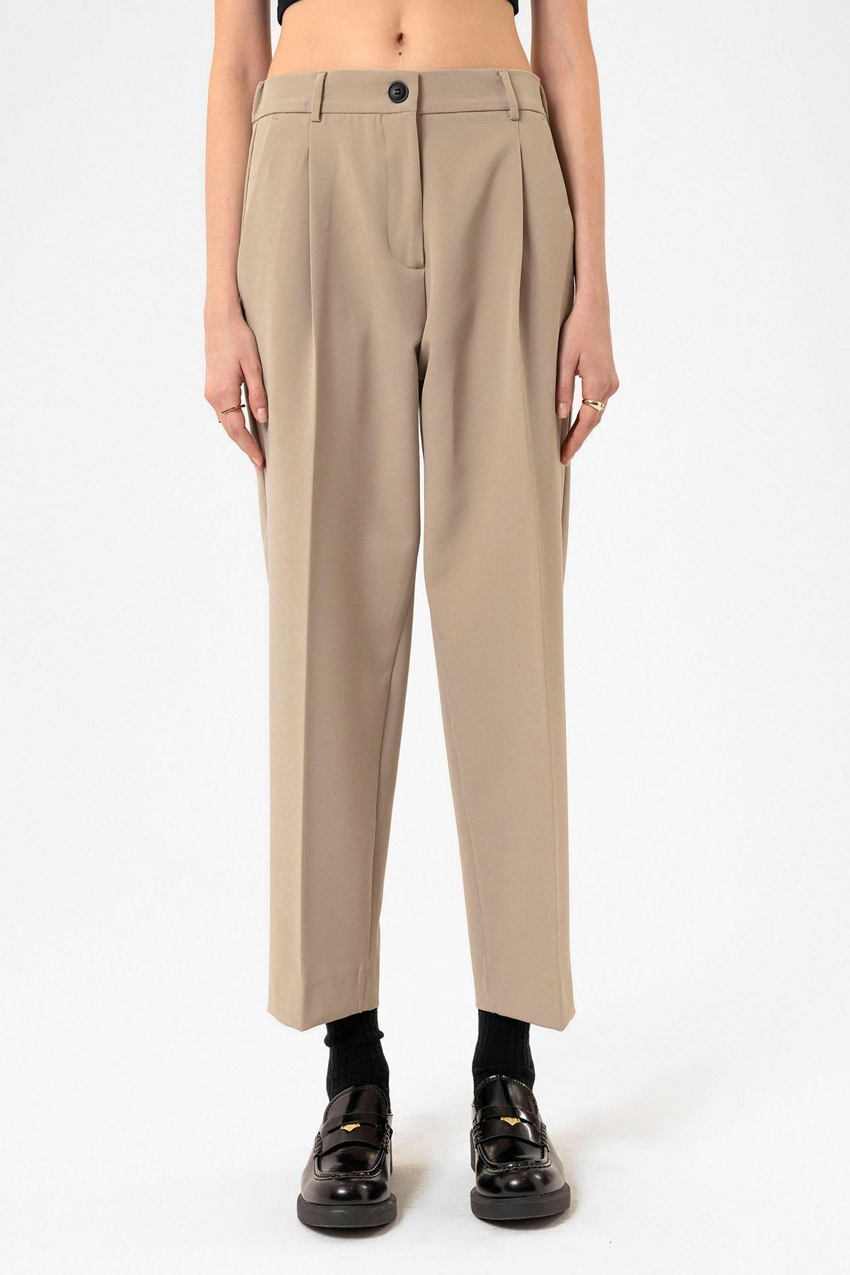 Antioch Bej Kadın Yüksek Bel Straight Fit Kısa Pantolon