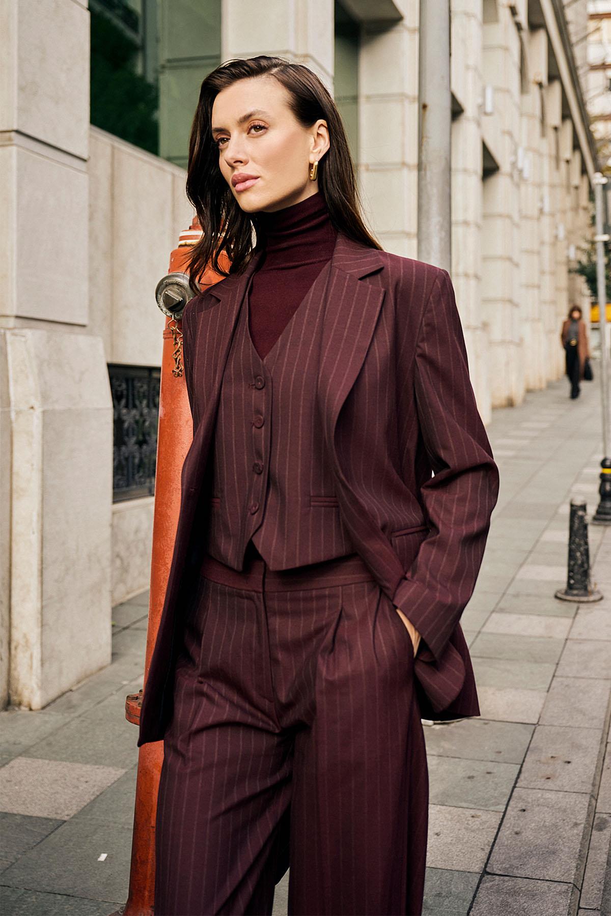 Antioch Bordo Kadın Çizgili Düğme Kapama Yelek