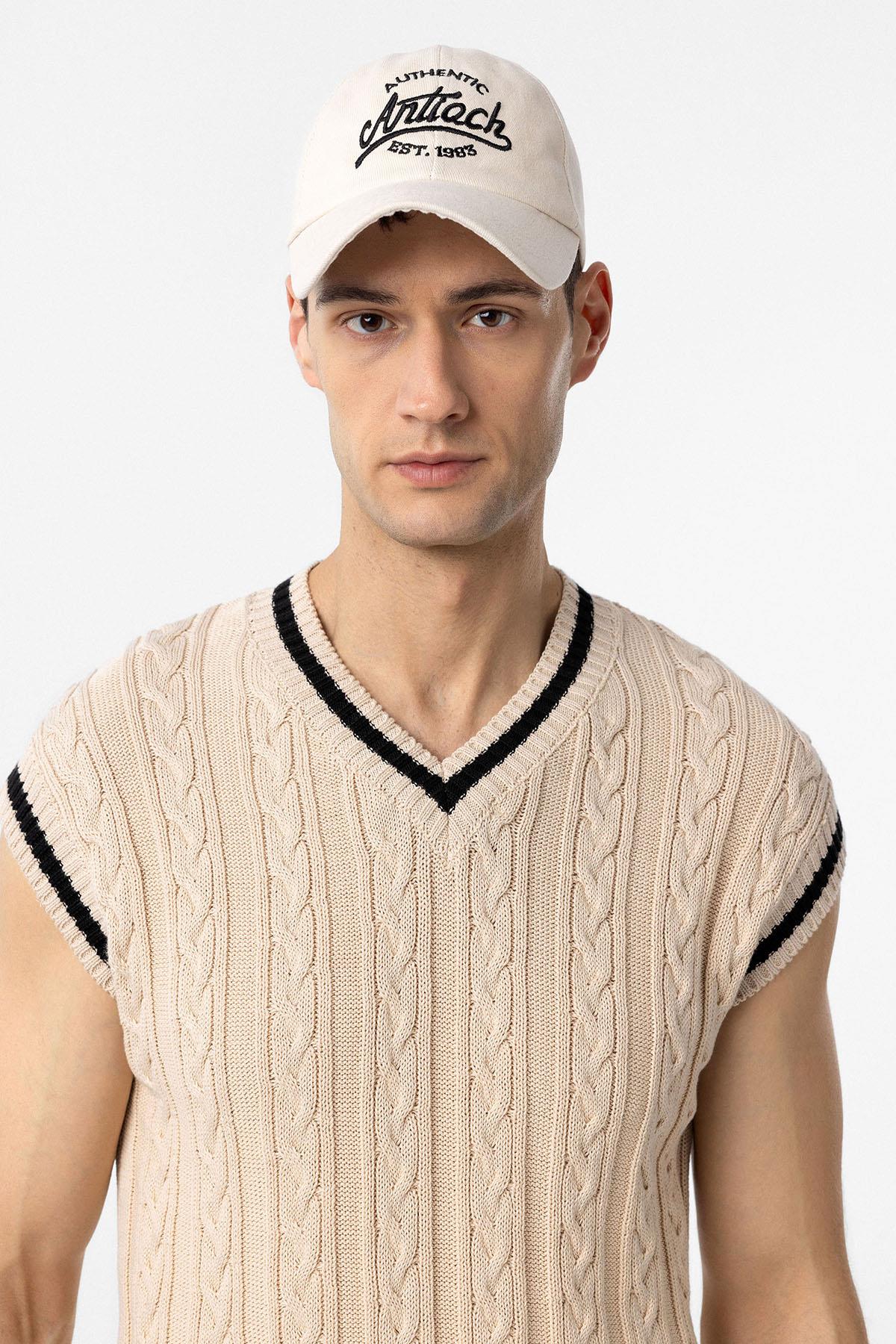 Antioch Ekru İşlemeli Erkek Şapka