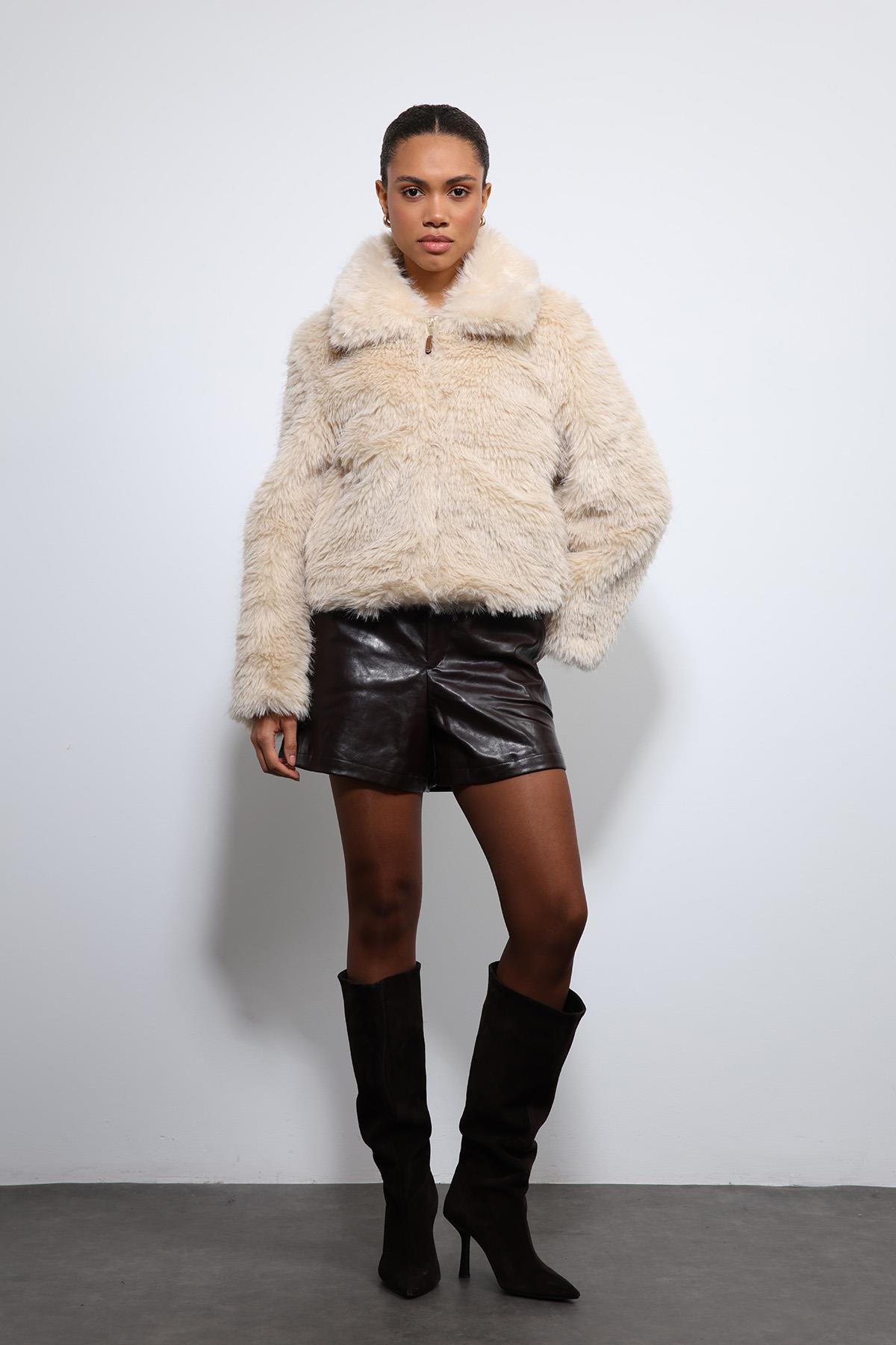 Antioch Ekru Peluş Görünümlü Mont