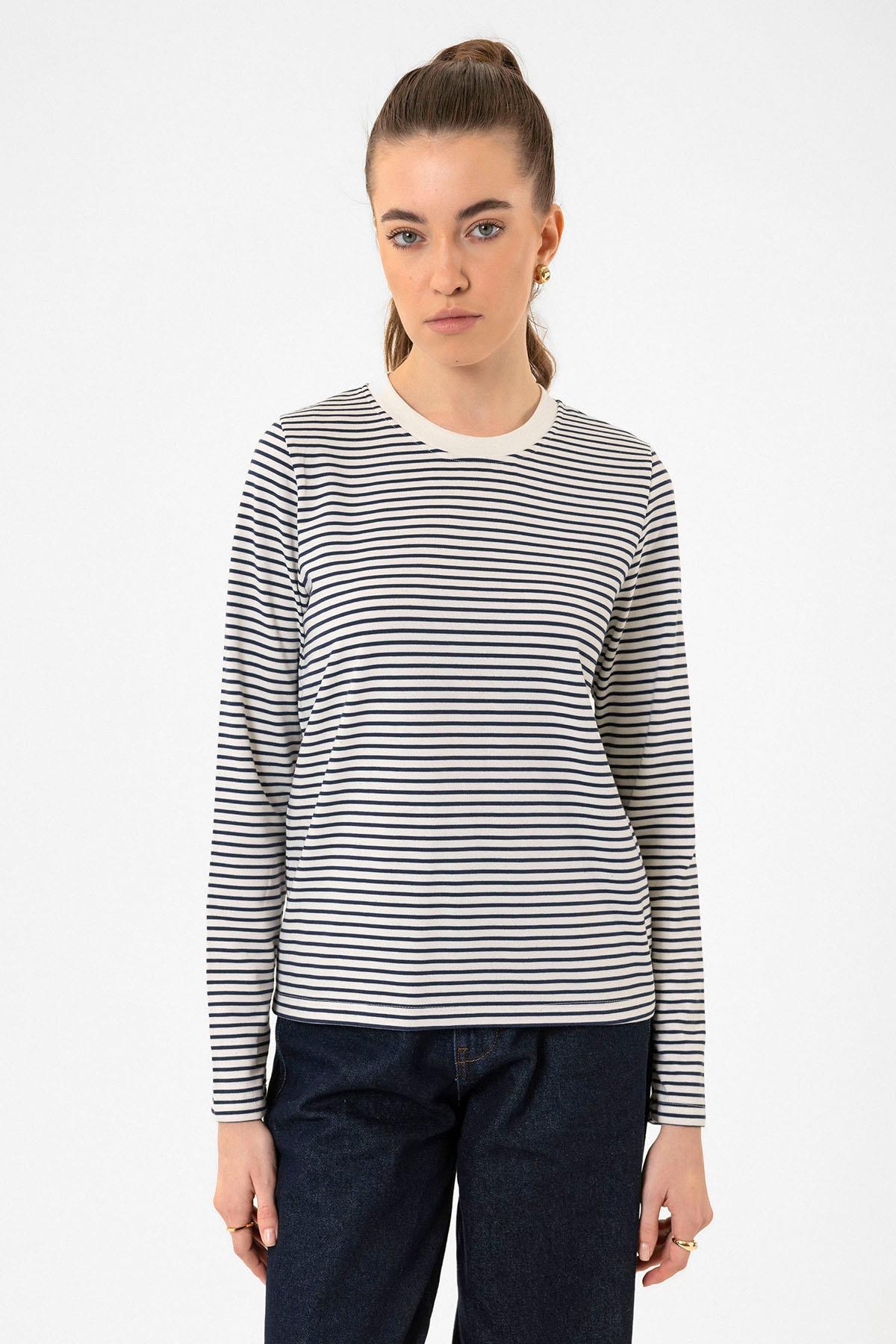 Antioch Lacivert Kadın Çizgili Mevsimlik Kazak