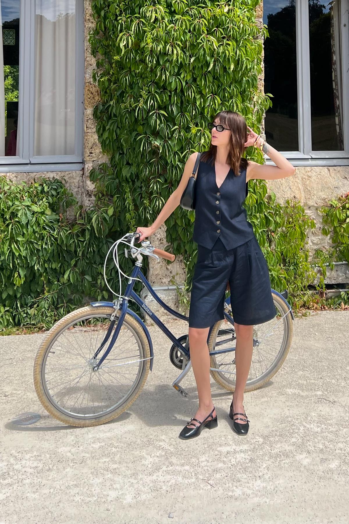 Antioch Lacivert Keten Karışımlı Kadın Bermuda