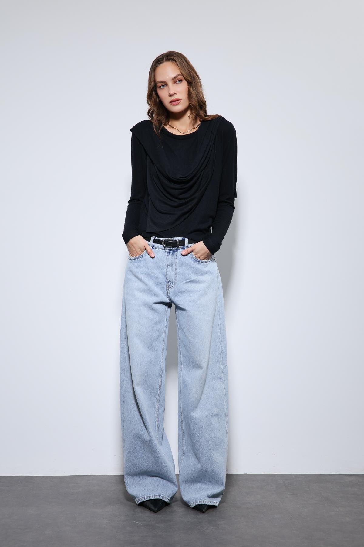 Antioch Siyah Drapeli Şal Detaylı Top