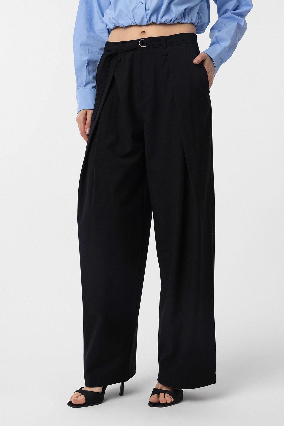 Antioch Siyah Kemerli Pilili Kadın Pantolon