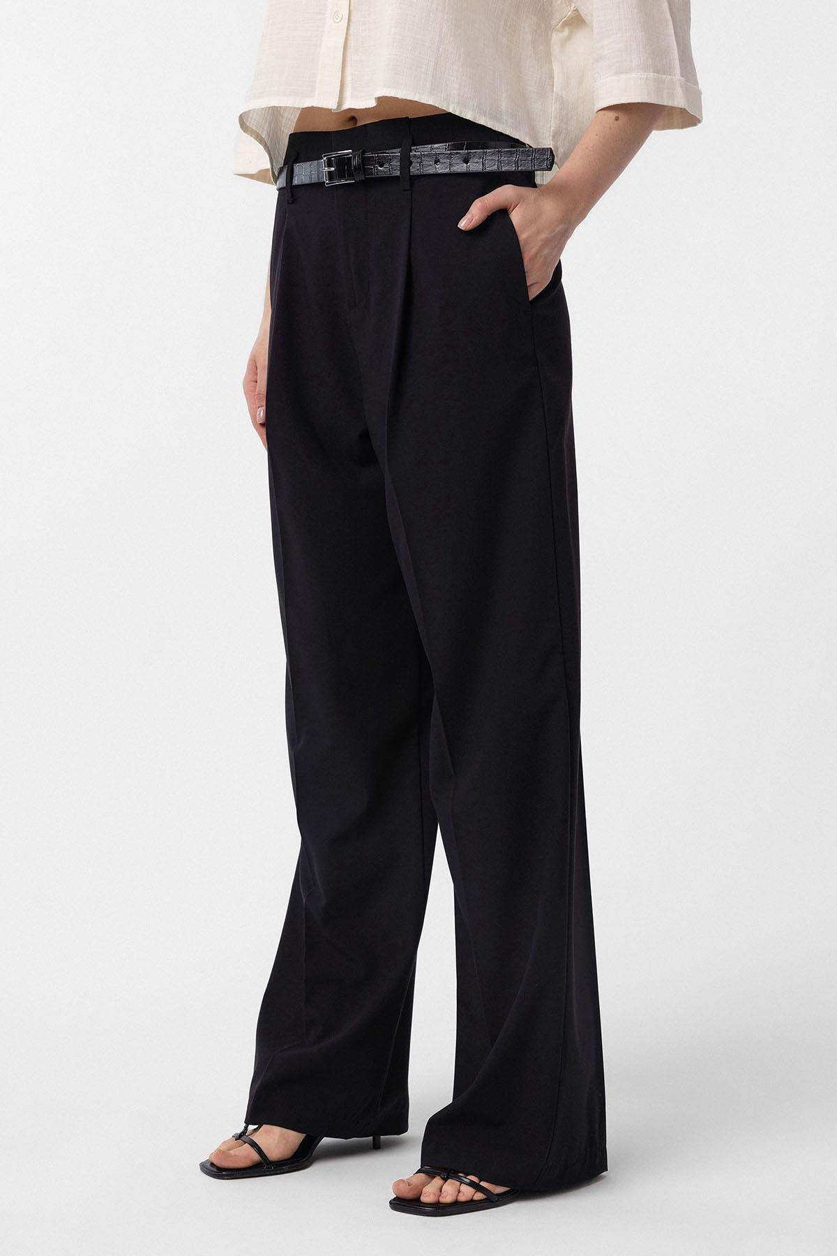 Antioch Siyah Yüksek Bel Pilili Kadın Pantolon