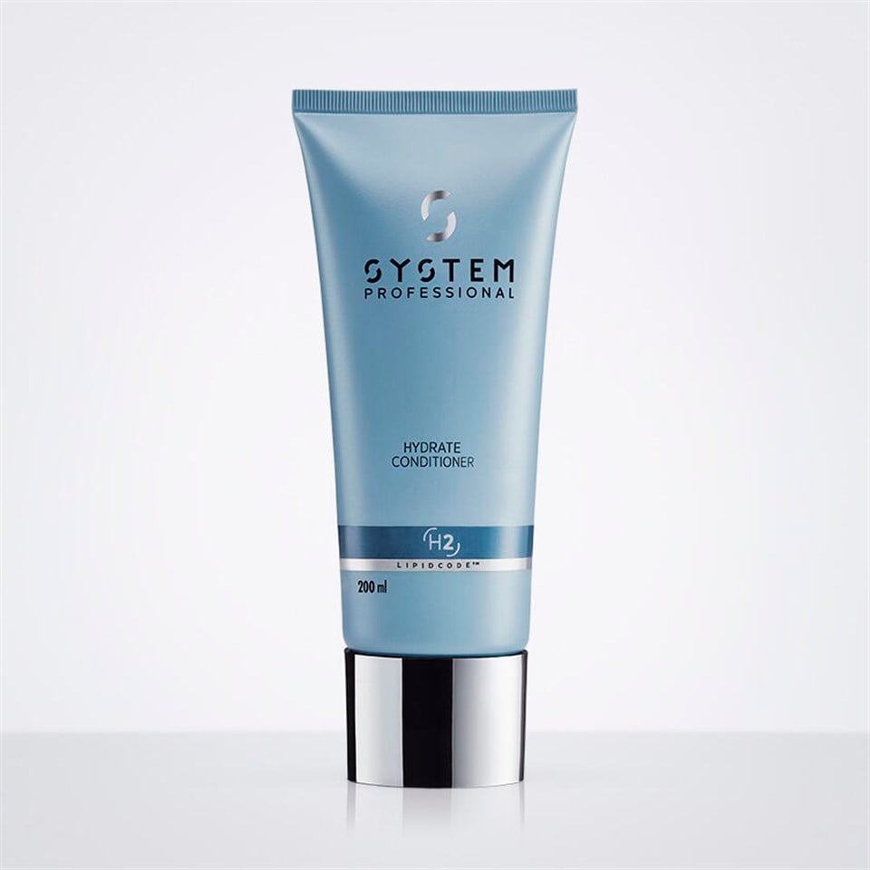 Wella System Professional Hydrate Nemlendirici Saç Kremi 200ml Çizgi Shop'da.