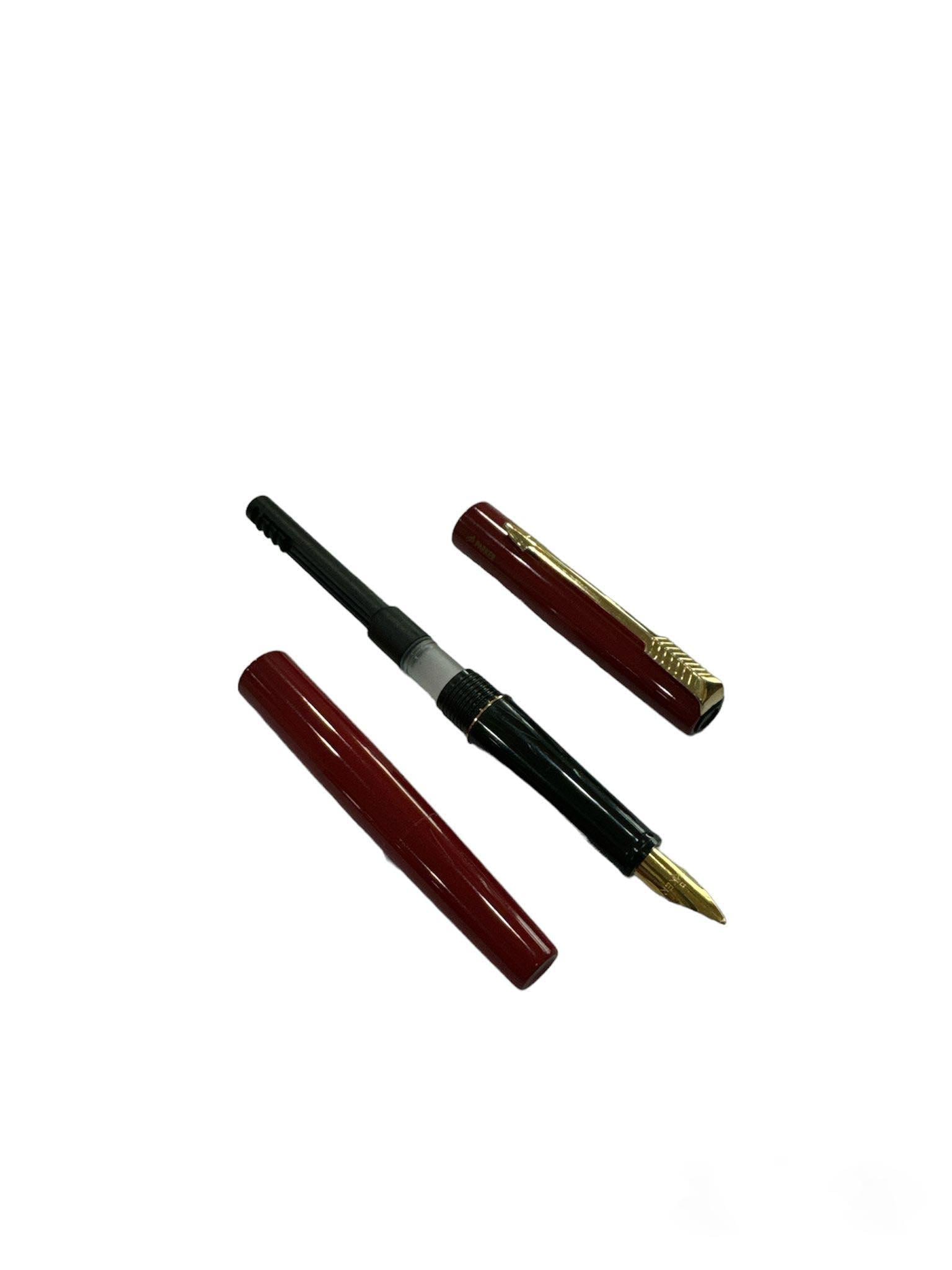Parker 15 GT Dolma Kalem Kırmızı - CONVERTER HEDİYELİ